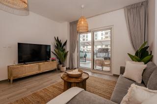Two Bedroom Apartment in Yas Island with Complimentary Yas Theme Park Tickets - Abu Dhabi - 3