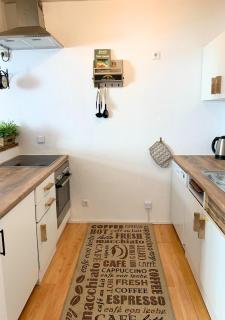 Helle Wohnung in TOP-Lage, Hasselbachplatz - Altstadt, W-LAN, 4 Schlafplätze - 2