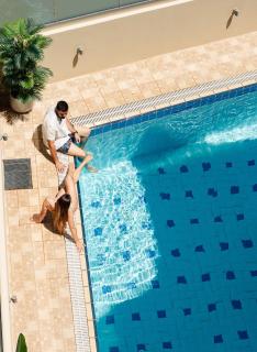Batis Aero Beachfront Wellbeing Hotel - 2