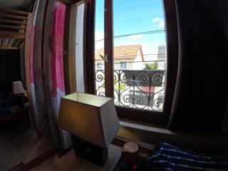 Chambre 2 lits pour 4 personnes métro 5 - 6