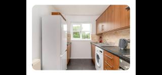 2 Bedroom Central Apartment with Free Parking sleeps 4 people - Edinburgh - 3