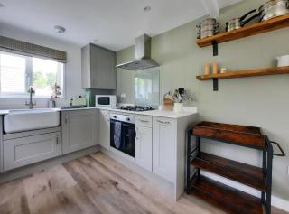 White Cottage Newport, Pembrokeshire - 8