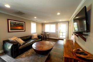 Watermen's Hideout - Waterfront 2-Bed, 1-Bath Cottage with HOT TUB & Private Dog Run! - 5