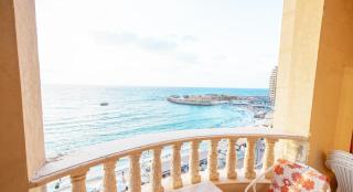 Wide Family home-Breathtaking view - 7