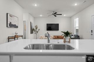 The Exhale - Cozy 3BR Retreat Near U of A - Fayetteville - 5