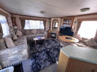 Haven Golden Sands Immaculate 3 Bedroom Pet and Autism Friendly 6 Berth Caravan with Gated Decking - Mablethorpe - 7
