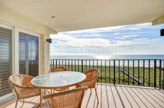Idyllic Ocean View 4th Floor, 2 Bed/2 Bath condo sleeps 6 guests. Beachfront balcony & pool - Fernandina Beach - 2