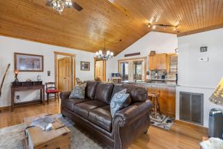 Grey Moose Lodge with Amenities Access - Branson West - 4