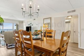 Updated 3rd Floor, 2 Bed/2 Bath Oceanfront condo sleeps 6. Beach view balcony & pool - Fernandina Beach - 5