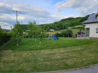 Charming house conveniently located right by the Lepenica highway exit - - 6