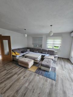 Charming house conveniently located right by the Lepenica highway exit - - 2
