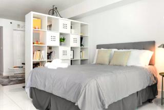 Stylish Brickell Studio with City Skyline Views - Miami - 9