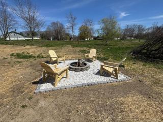 Country Cottage by the Bridge - Pulaski - 9