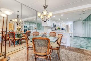 Family friendly 6th Floor 3 Bed/2 Bath Beachfront condo sleeps 8. Ocean view balcony & pool. - Fernandina Beach - 5