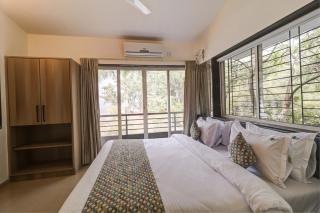 Space Villa, Esperanza by Svar Stays with Breakfast, Swimming View and Valley View - Panchgani - 8