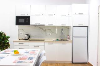 Nova brand new apartment - Golem - 6