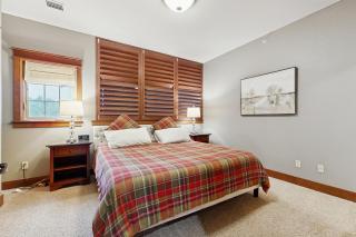 Fabulous Riverstone Retreat - 4