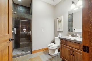 Fabulous Riverstone Retreat - 1