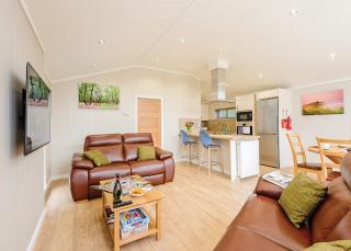 Wareham Forest Lodge Retreat - Lytchett Minster - 6