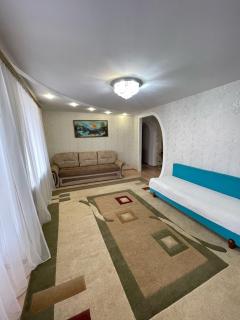 Трехкомнатная квартира в центре города - 7