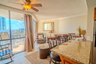 Cozy 1 Bedroom Oceanview Condo! City and Ocean Views! - Myrtle Beach - 6