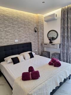 EFReMIAS PLACE - Rhodes Town - 7