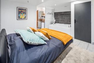 Retro Game Room avec jacuzzi - 1