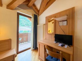Hotel Caminetto - Rooms and Apartments - Cembra - 3