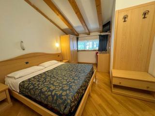 Hotel Caminetto - Rooms and Apartments - Cembra - 2