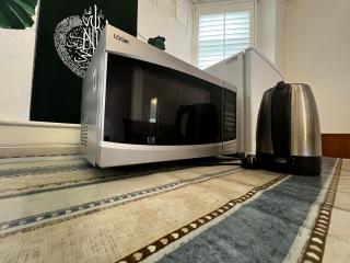 Best place for 3-people in Luton-S, Micro-Oven, Fridge , free-parking - Luton - 6