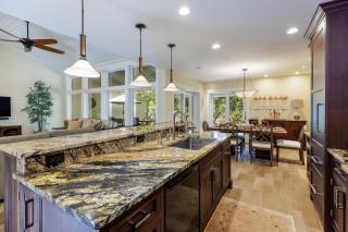 Family Getaway, Walk to Beach, South Beach, Luxury - Hilton Head Island - 1