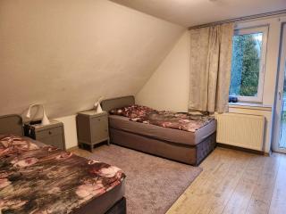 Annas - Neuss - 3