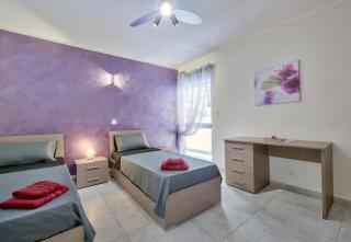 Central Suites - St. Paul's Bay - 3