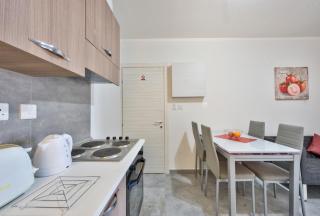 Central Suites - St. Paul's Bay - 1