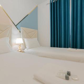 Central Location 2bdr Apartment - Tirana - 1