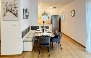 Stunning Home In Zadvarje - Zadvarje - 6