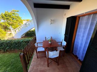 Apartamento con jardín y piscina - Arenal d'en Castell - 9