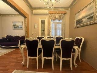 Charming 3BR Flat, Old-Style Luxury, 4AC, terrace, 5min to metro - Istanbul - 9