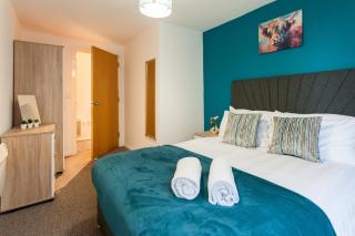 Modern City Apartment By Chalefor Living - 2