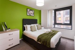 Modern City Apartment By Chalefor Living - 1