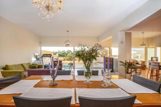 Doukas Retreat, Home Gym, 3 minutes from the Beach - 2