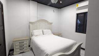 South Beach Properties - Caye Caulker - 4