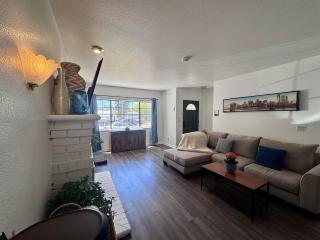 Luna's Private 2BR Suite & Yard - Castro Valley - 1