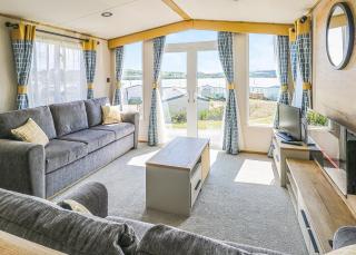 Waters Edge Leisure Park - Cardigan - 9