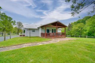 Hike, Fish and More Home on 5 Acres in Crossville! - Crossville - 0