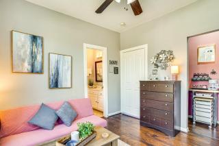 Explore and Unwind Charming Bedford Apartment - 5