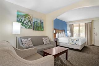 Best Western Inn & Suites Monroe - Monroe - 8
