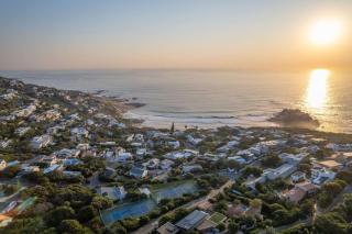 Llandudno - Wood-fired Hot tub and Outdoor Pool with Gym and Sleeps 14 - Kaapstad - 1