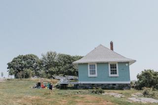Private Island Getaway - 2BR Cottage - Portland - 8