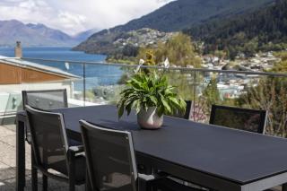 Bowen 19-Apartment near town - 4